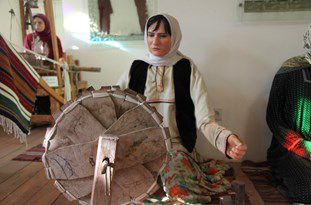 آشنایی با اولین موزه صنایع دستی گلستان