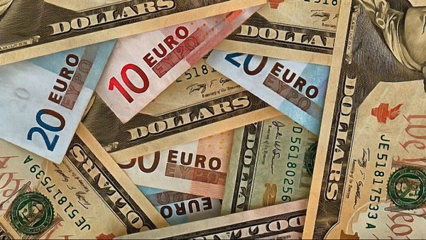 
نرخ ۴۷ ارز بین بانکی در هشتم اسفند ۹۷ + جدول
