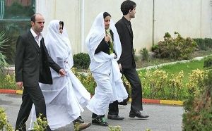 بررسی دلایل بالا رفتن سن ازدواج