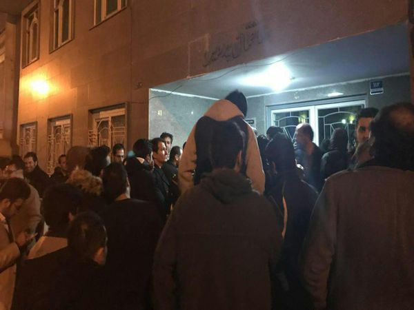  درد دارد که بخواهی از دردی بنویسی که دردمندی ندارد