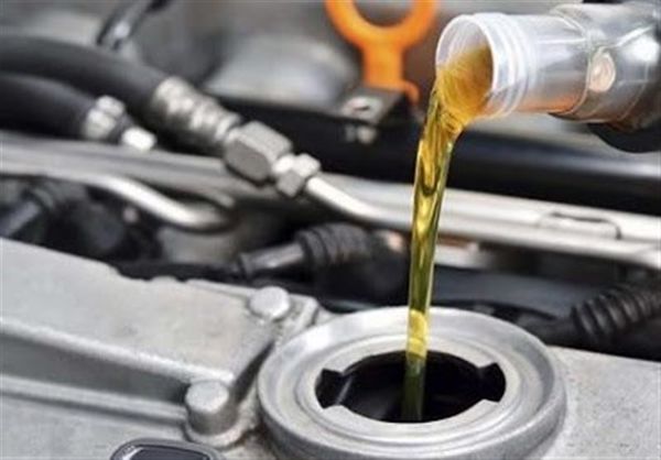 افزایش ۵۰ درصدی قیمت روغن موتور/بازار فروش روغن های تقلبی داغ شد