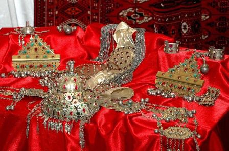 برپایی موزه روباز فرهنگ قوم ترکمن در سواحل ماسه ای گمیشان