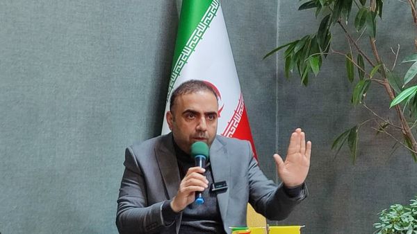 باید جلوی بخشنامه های خلق الساعه گرفته شود/ مردم امروز گرفتار این بخشنامه ها هستند