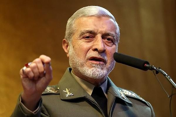 فرماندهکل ارتش: سردار سلیمانی مرواریدی در صدف حضرت آقاست