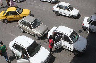 قبضه خیابانهای گرگان در دست مسافربرهای شخصی/ جولان مسافربرهای شخصی با پلاک غیربومی در معابر گرگان