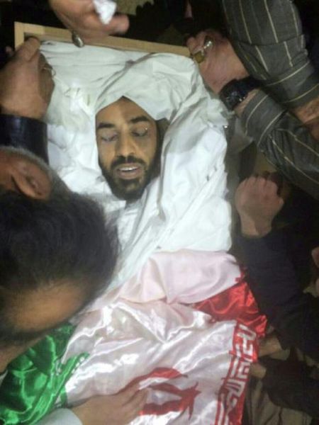 تشییع پیکر شهید مدافع حرم امیر لطفی +تصاویر